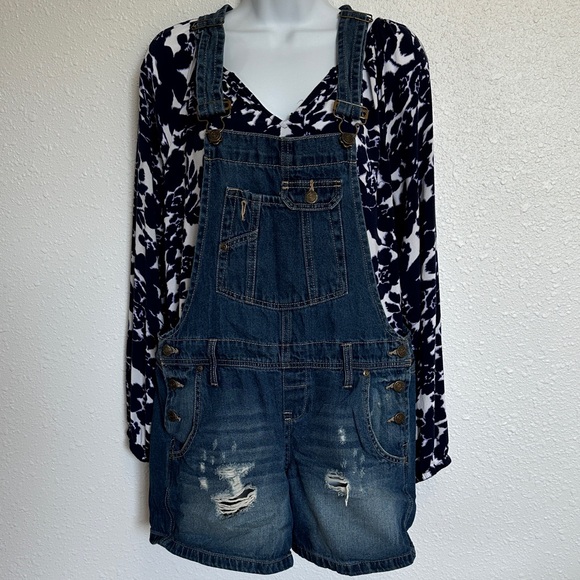 LEI Blue Denim Overalls Adjustable Straps Size Medium Juniors - Picture 1 of 10